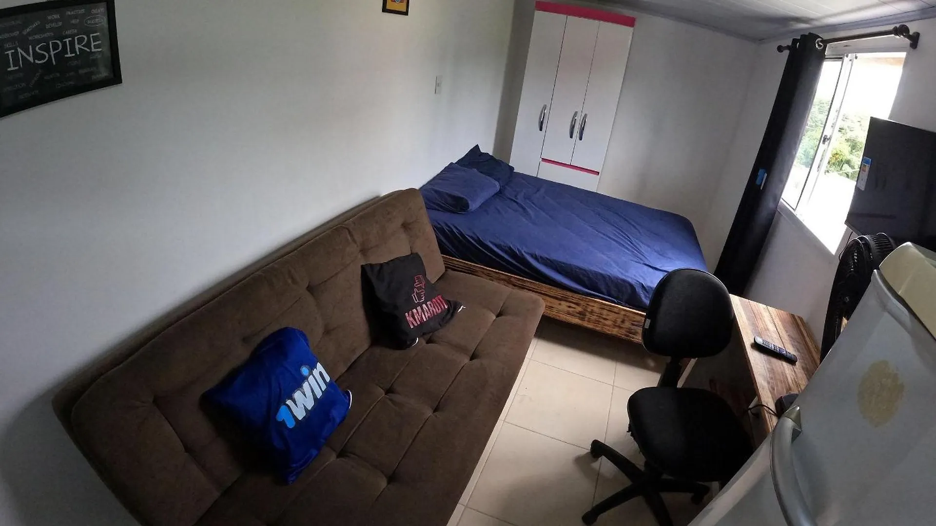 Estudio Com Saida Para Trilha! Florianopolis Apartment